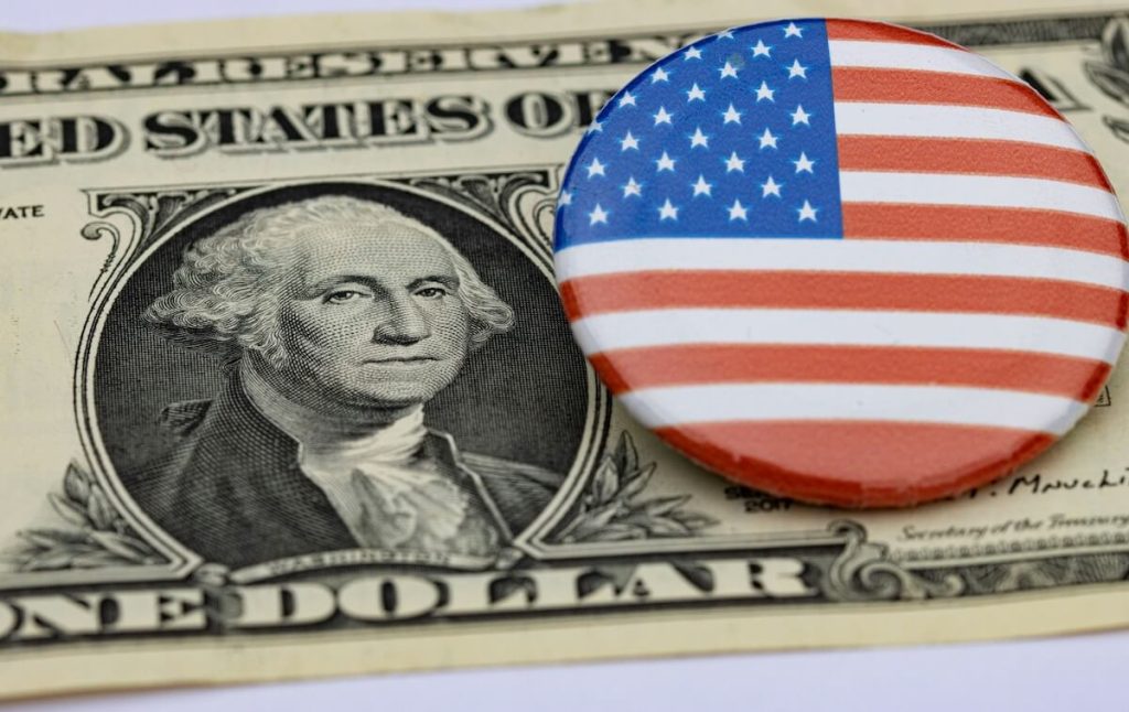 Government Grants vs. Business Loans: Which Is Right for You?